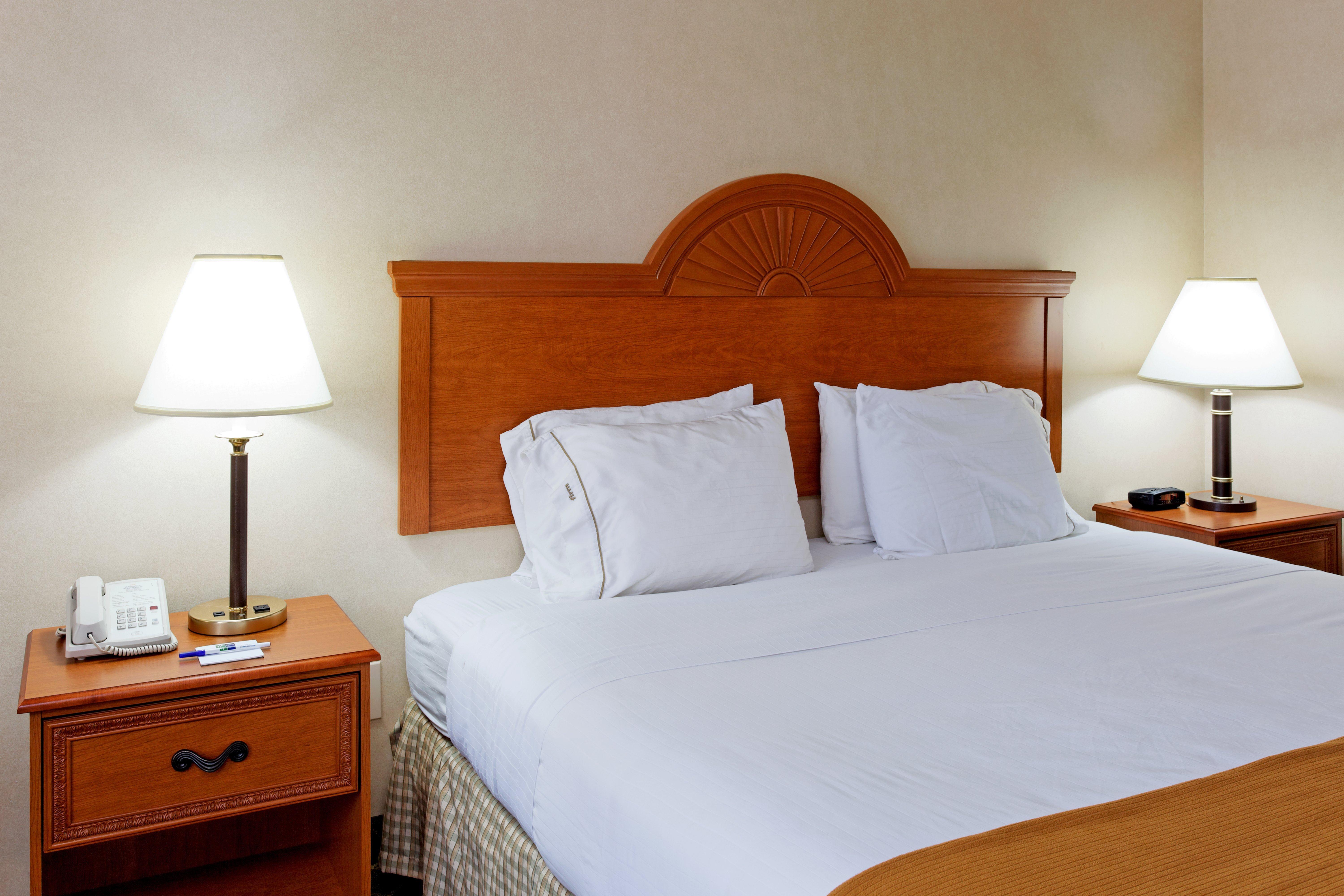 Holiday Inn Express & Suites Sylacauga Екстериор снимка