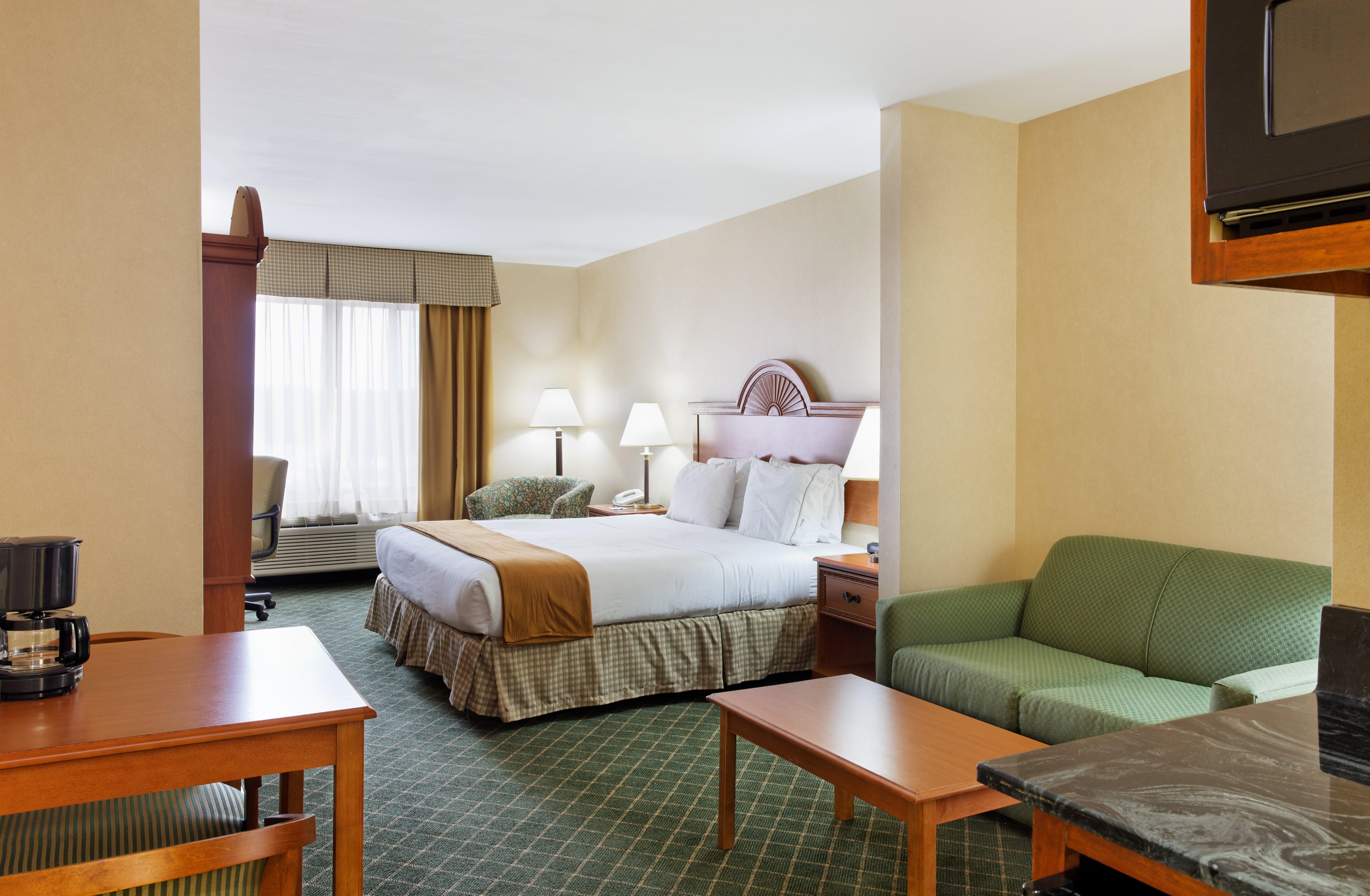 Holiday Inn Express & Suites Sylacauga Екстериор снимка